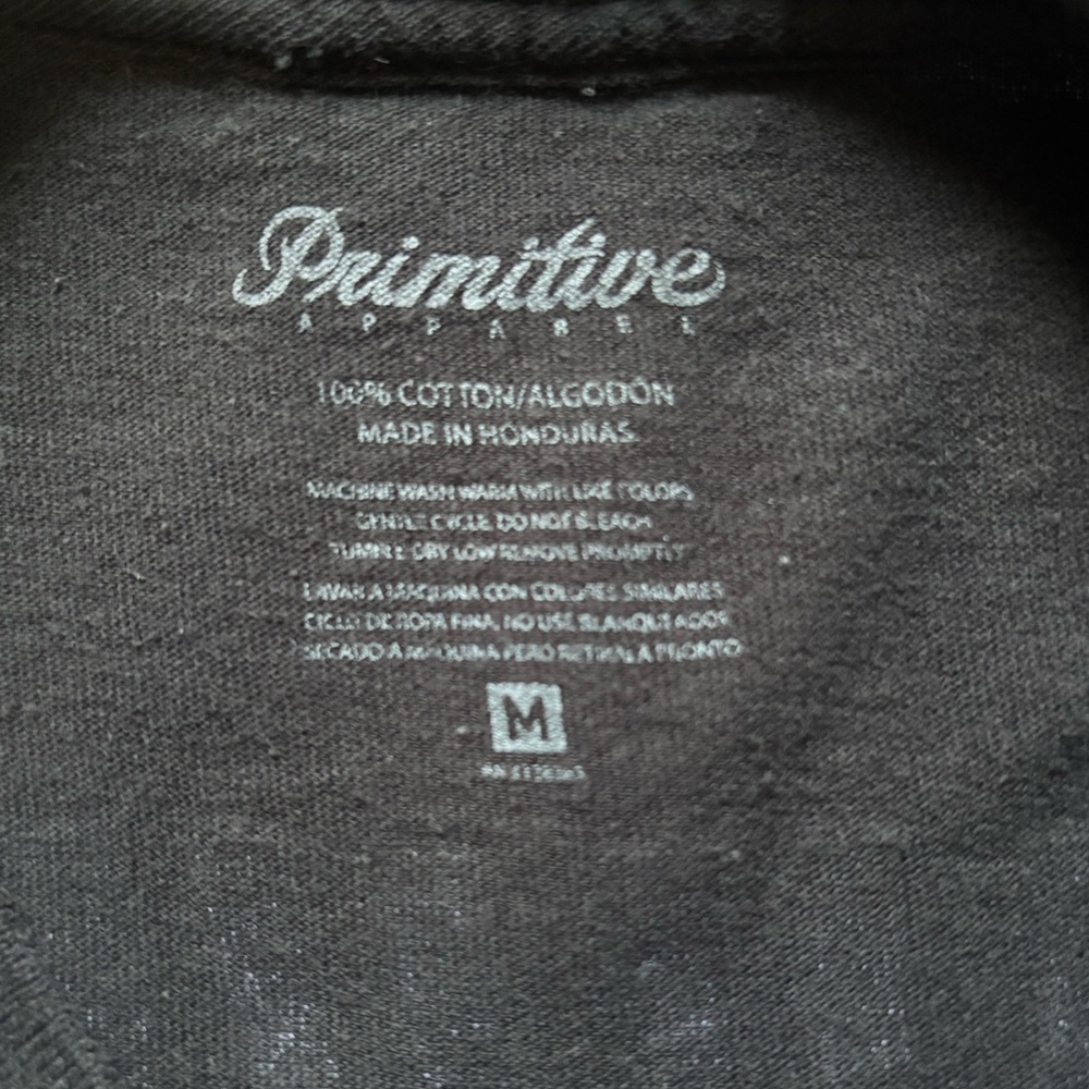 primitive tee - Picture 4 of 4